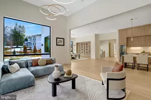 8302 Robey Ave, Annandale, VA 22003 - Photo 17