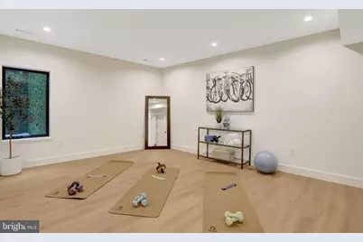 8302 Robey Avenue, Annandale, VA 22003 - Photo 93