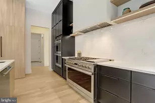 8302 Robey Ave, Annandale, VA 22003 - Photo 27