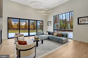 8302 Robey Ave, Annandale, VA 22003 - Photo 5