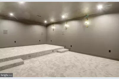 8302 Robey Avenue, Annandale, VA 22003 - Photo 91