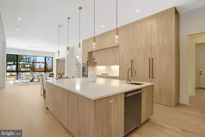 8302 Robey Avenue, Annandale, VA 22003 - Photo 7