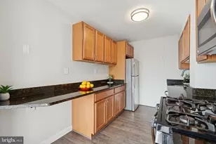 6621 Wakefield Dr, Alexandria, VA 22307 - Photo 17