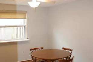 6821 Montivideo Square Ct, Falls Church, VA 22043 - Photo 7