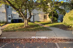 349 Reneau Way, Herndon, VA 20170 - Photo 3