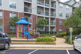 1580 Spring Gate Dr., McLean, VA 22102 - Photo 25