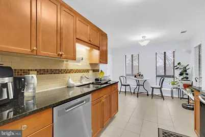 563 Florida Avenue #202, Herndon, VA 20170 - Photo 7