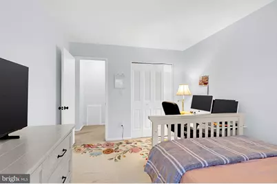 563 Florida Avenue #202, Herndon, VA 20170 - Photo 17