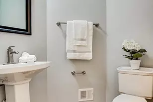 8733 Pohick Rd, Springfield, VA 22153 - Photo 19