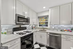 13719 McGill Dr, Chantilly, VA 20151 - Photo 29