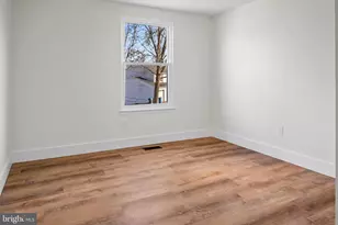 1359 Rock Chapel Rd, Herndon, VA 20170 - Photo 13