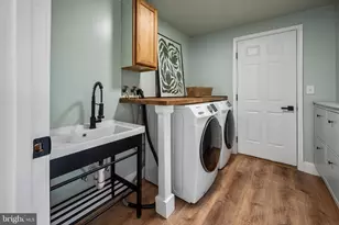 1359 Rock Chapel Rd, Herndon, VA 20170 - Photo 7