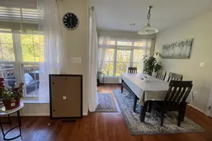 7317 Hampton Manor Pl, Springfield, VA 22150 - Photo 9