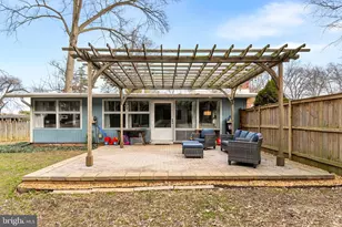 2906 Pine Spring Rd, Falls Church, VA 22042 - Photo 21