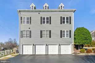 207 Park Street SE, Vienna, VA 22180 - Photo 5