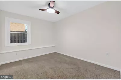 207 Park Street SE, Vienna, VA 22180 - Photo 29