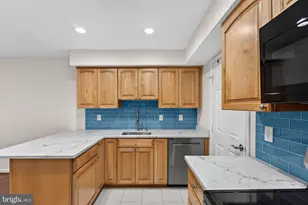 207 Park Street SE, Vienna, VA 22180 - Photo 17