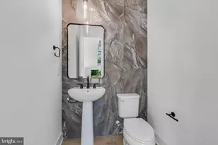 9209 Franks Pt Ln, Lorton, VA 22079 - Photo 13