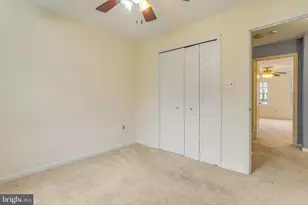 8003 Bethelen Woods Ln, Springfield, VA 22153 - Photo 23