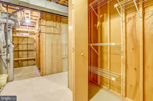 8003 Bethelen Woods Ln, Springfield, VA 22153 - Photo 53