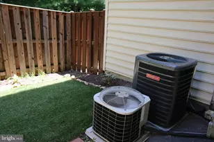 8316 Dockray Ct, Lorton, VA 22079 - Photo 25