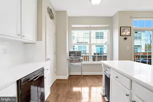 2342 Huntington Station Ct, Alexandria, VA 22303 - Photo 5