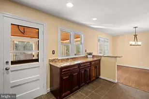 1726 Baldwin Dr, McLean, VA 22101 - Photo 9