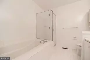 12643 Fair Crest Ct, Fairfax, VA 22033 - Photo 23