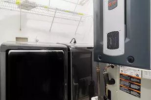 12643 Fair Crest Ct, Fairfax, VA 22033 - Photo 17