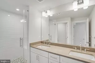 5250 Ridgeview Retreat Dr, Chantilly, VA 20151 - Photo 19