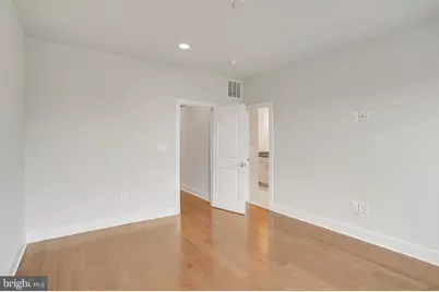 5250 Ridgeview Retreat Drive, Chantilly, VA 20151 - Photo 17