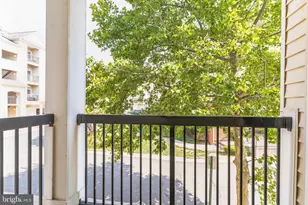 11343 Aristotle Dr, Fairfax, VA 22030 - Photo 15