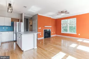 11343 Aristotle Dr, Fairfax, VA 22030 - Photo 9