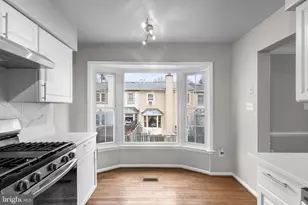 4068 Championship Dr, Annandale, VA 22003 - Photo 17