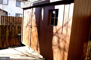 9507 Barcellona Ct, Fairfax, VA 22031 - Photo 43