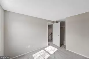 9920 Oakdale Woods Ct, Vienna, VA 22181 - Photo 23