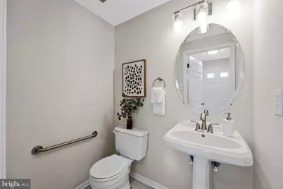 9920 Oakdale Woods Court, Vienna, VA 22181 - Photo 11