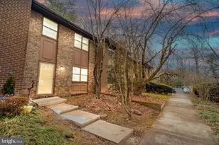 2006 Headlands Cir, Reston, VA 20191 - Photo 1
