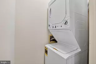 6109 Wigmore Ln, Alexandria, VA 22315 - Photo 13