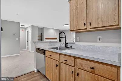 6109 Wigmore Lane #H, Alexandria, VA 22315 - Photo 5