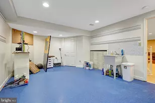 2230 Carmichael Dr, Vienna, VA 22181 - Photo 31