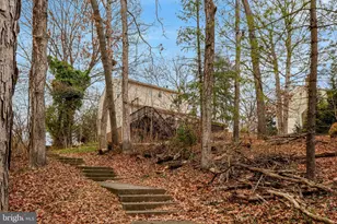 2230 Carmichael Dr, Vienna, VA 22181 - Photo 39