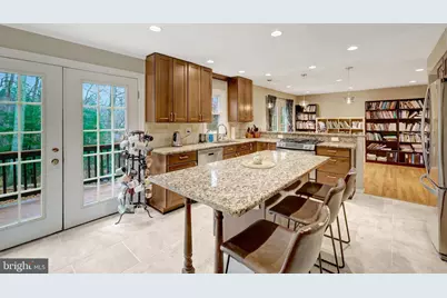 2230 Carmichael Drive, Vienna, VA 22181 - Photo 9