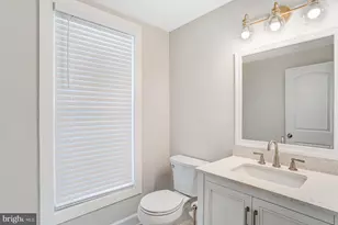 3010 Steven Martin Dr, Fairfax, VA 22031 - Photo 71