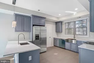 3010 Steven Martin Dr, Fairfax, VA 22031 - Photo 77