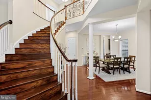 2467 Cypress Green Ln, Herndon, VA 20171 - Photo 13