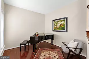 2467 Cypress Green Ln, Herndon, VA 20171 - Photo 15