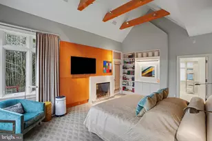 1100 Crest Ln, McLean, VA 22101 - Photo 39