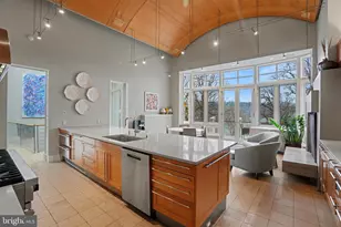 1100 Crest Ln, McLean, VA 22101 - Photo 21