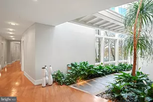 1100 Crest Ln, McLean, VA 22101 - Photo 35